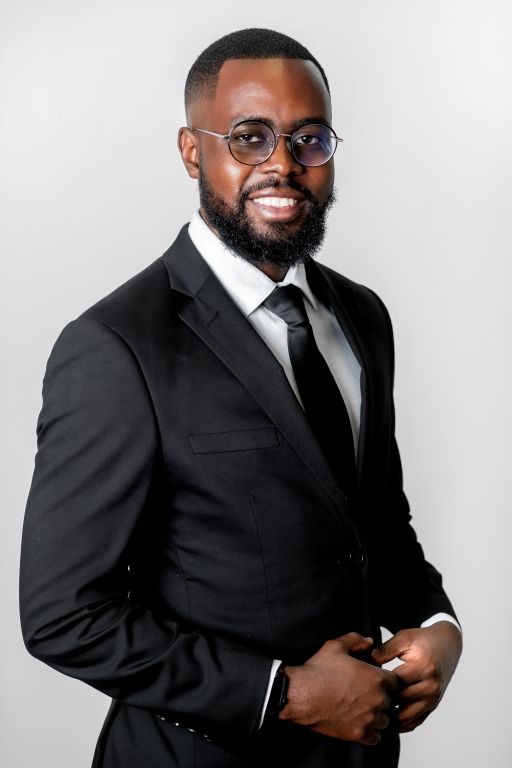 Etuna Hango